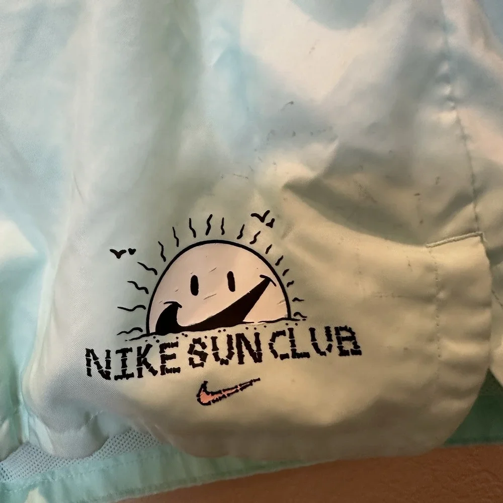 Nike Sun Club Shorts Boys Sz XL Sportswear Woven Flow Mint Foam DV9600-379 Retro